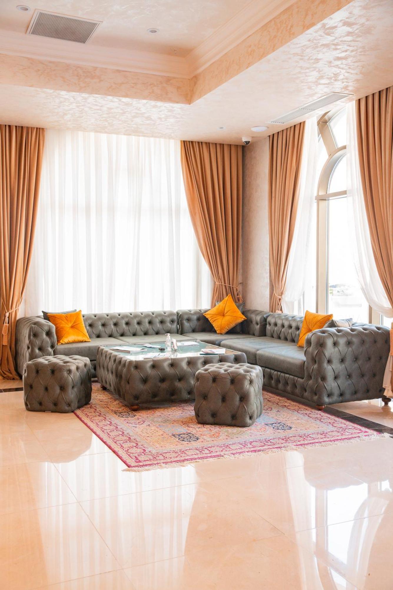 Arion Hotel Baky Esterno foto