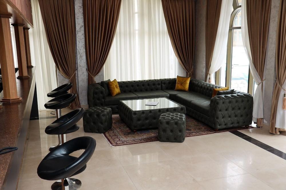 Arion Hotel Baky Esterno foto