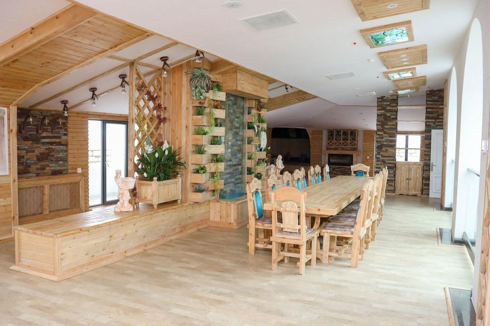 Arion Hotel Baky Esterno foto